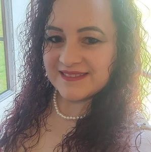 Meet your Posher, Dianilda